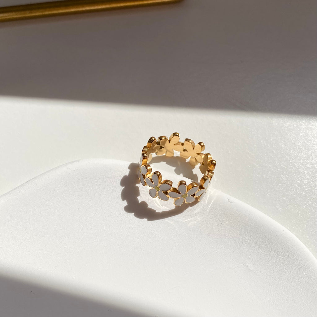 Daisy Ring