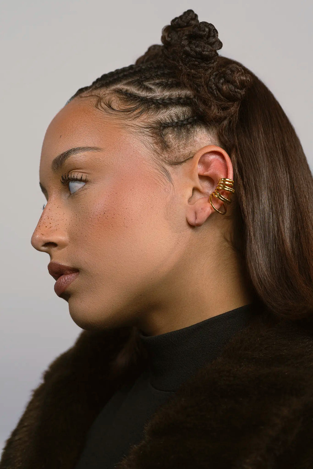 Twist Ear Cuff