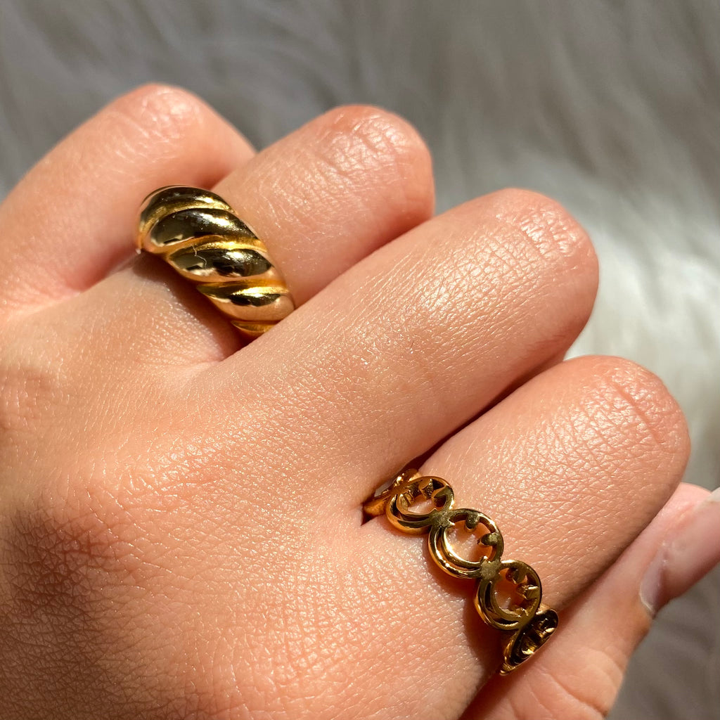 Smile Ring